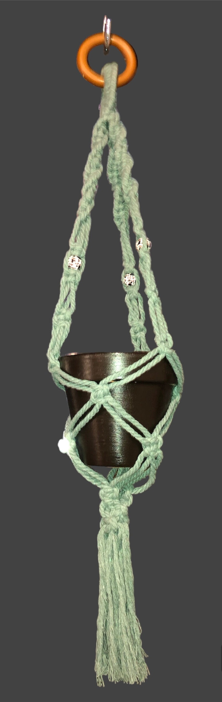 Macrame single pot hanger