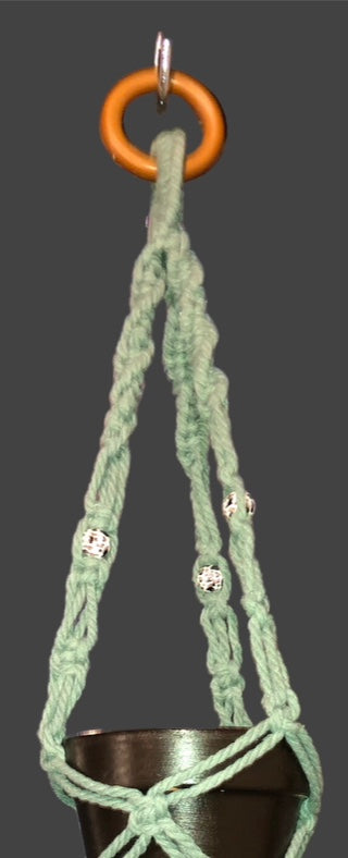 Macrame single pot hanger