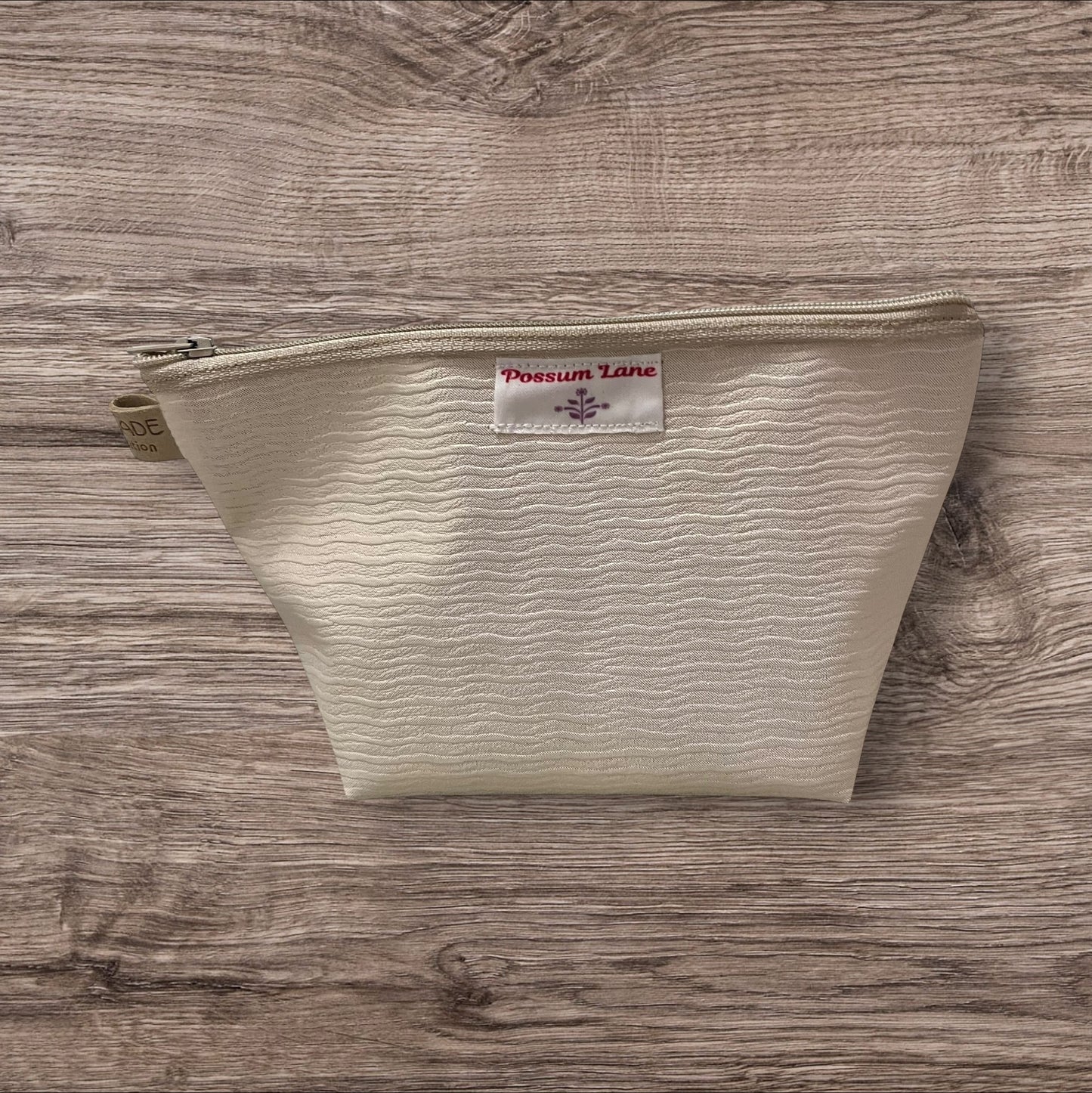 Egg Shell Textured Zippered Cosmetic Pouch