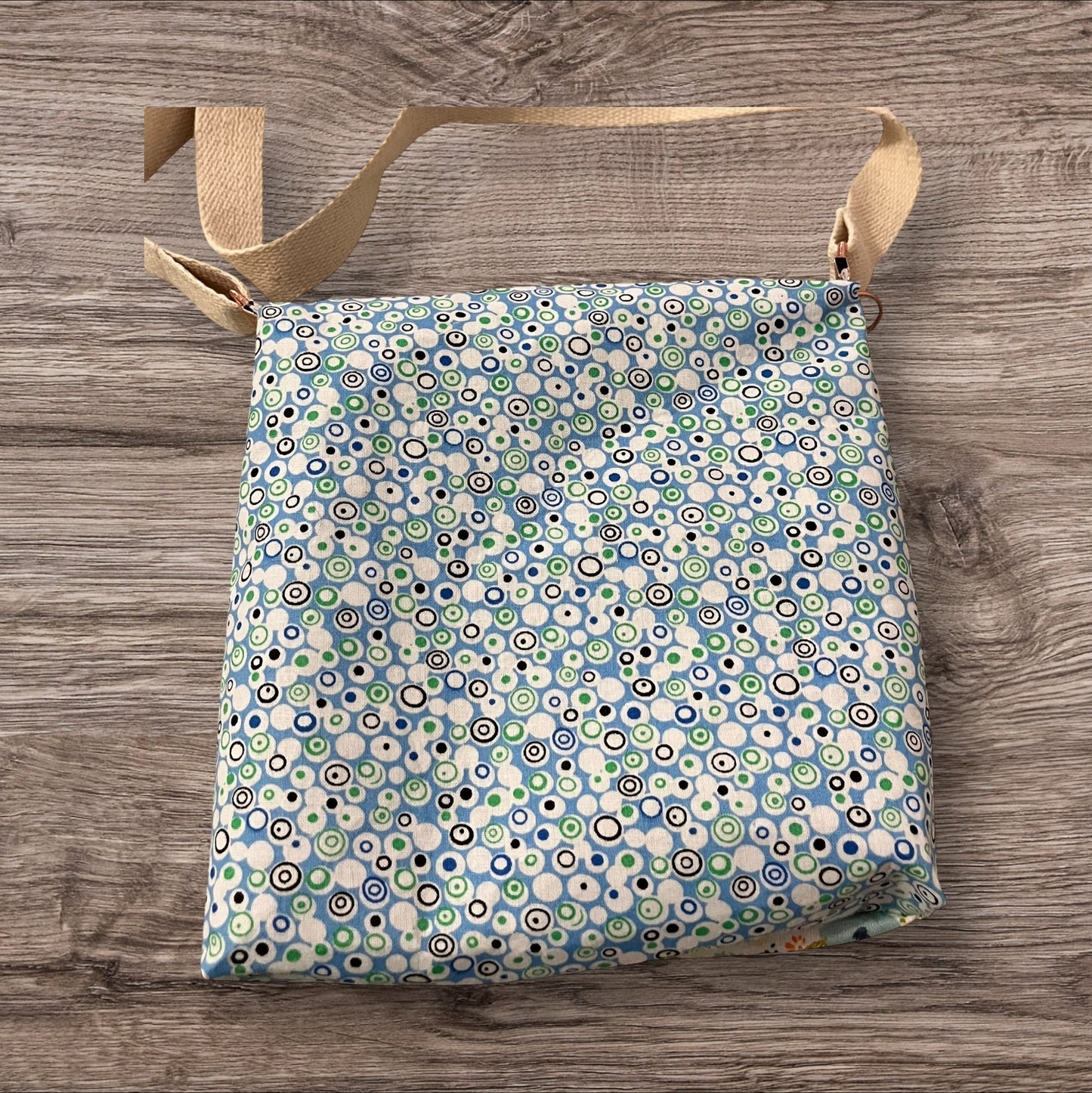 Square shoulder bag