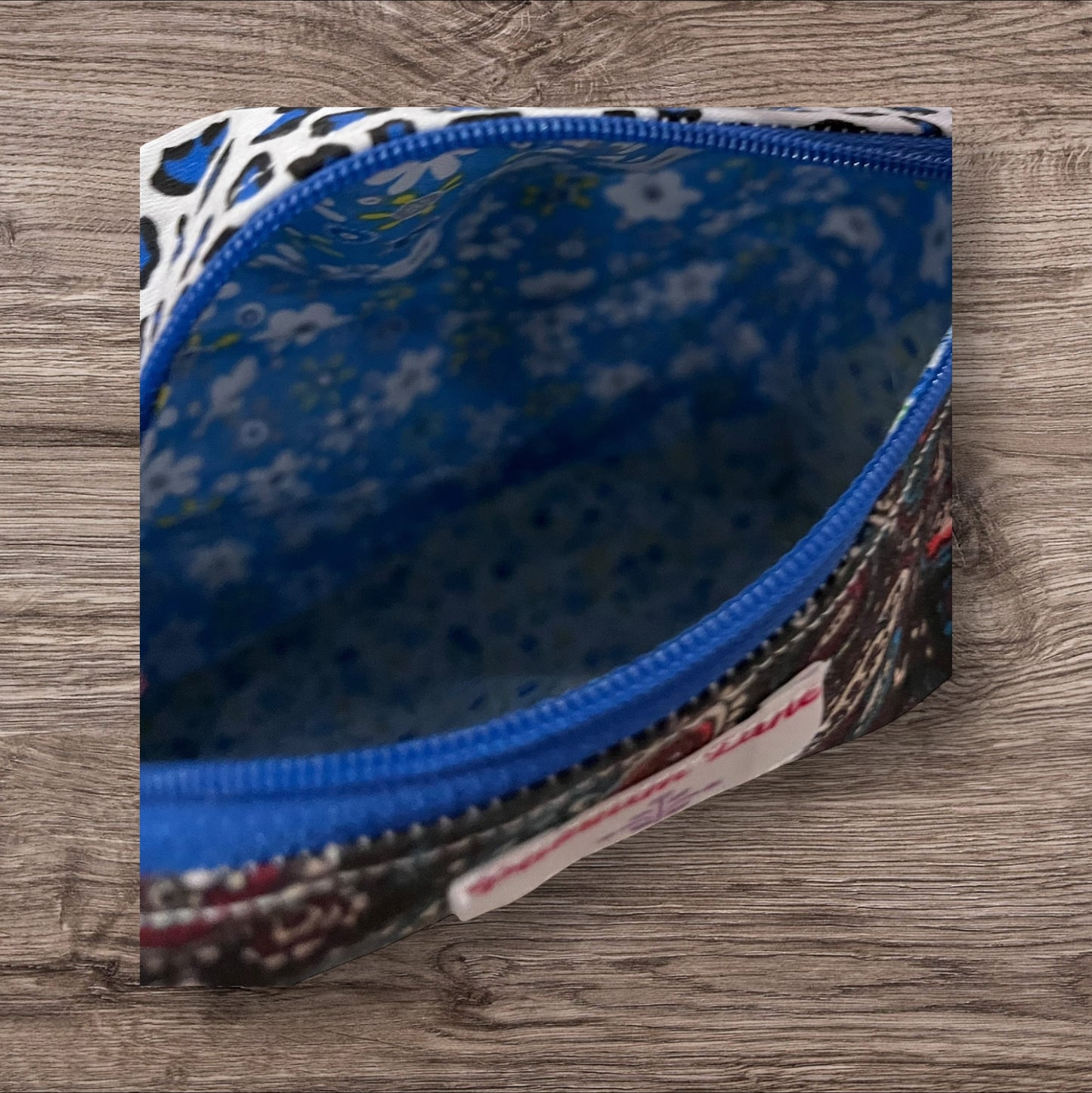 Square shoulder bag